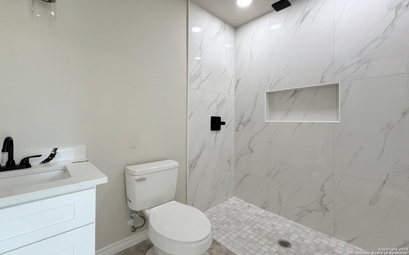 419 N San Ignacio Ave, San Antonio, TX 78228, 4 Bedrooms Bedrooms, ,3 BathroomsBathrooms,Residential,For Sale,419 N San Ignacio Ave,0,1881275