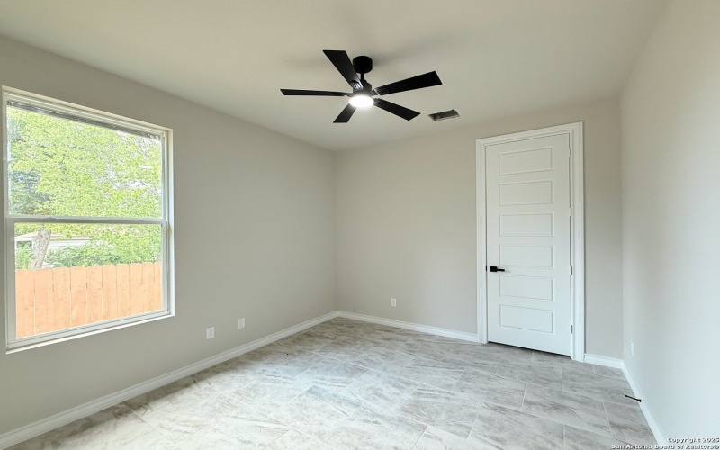 419 N San Ignacio Ave, San Antonio, TX 78228, 4 Bedrooms Bedrooms, ,3 BathroomsBathrooms,Residential,For Sale,419 N San Ignacio Ave,0,1881275