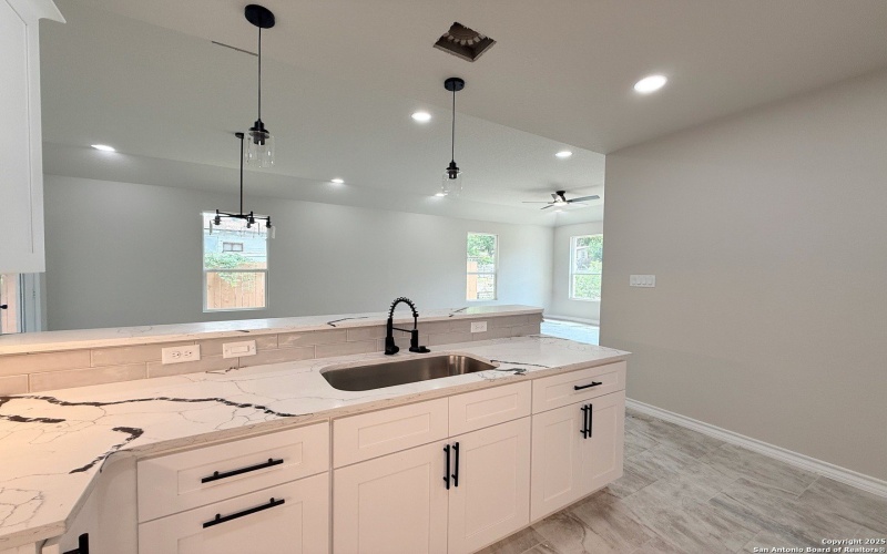 419 N San Ignacio Ave, San Antonio, TX 78228, 4 Bedrooms Bedrooms, ,3 BathroomsBathrooms,Residential,For Sale,419 N San Ignacio Ave,0,1881275