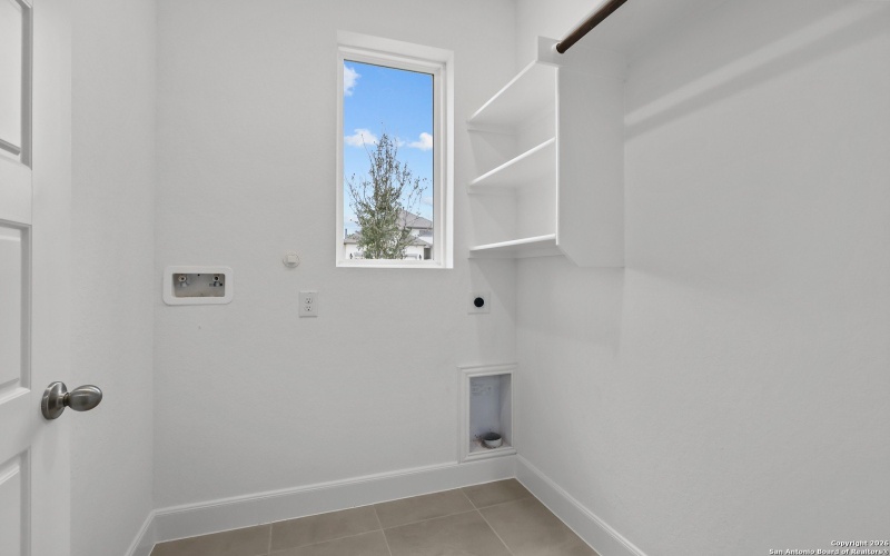 1860 Bighorn Trail, New Braunfels, TX 78132, 4 Habitaciones Habitaciones , ,3 BañosBaños,Residential,En Venta,1860 Bighorn Trail,0,1881781