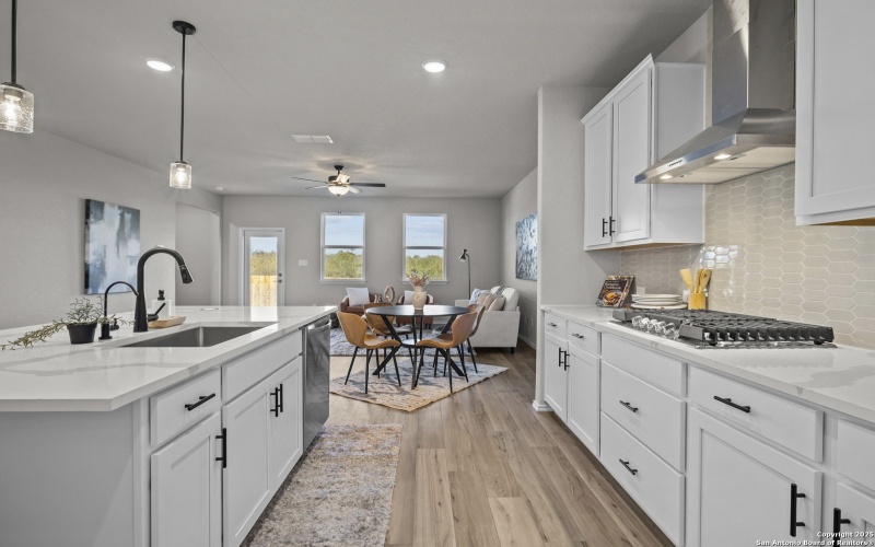 3457 Meteor Night, Converse, TX 78109, 4 Habitaciones Habitaciones , ,3 BañosBaños,Residential,En Venta,3457 Meteor Night,0,1881809