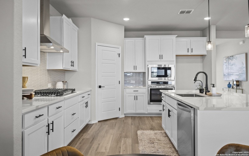 3457 Meteor Night, Converse, TX 78109, 4 Habitaciones Habitaciones , ,3 BañosBaños,Residential,En Venta,3457 Meteor Night,0,1881809