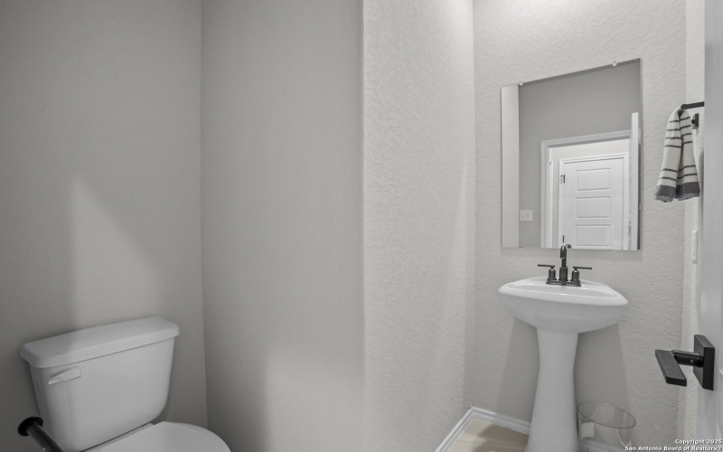 3457 Meteor Night, Converse, TX 78109, 4 Habitaciones Habitaciones , ,3 BañosBaños,Residential,En Venta,3457 Meteor Night,0,1881809