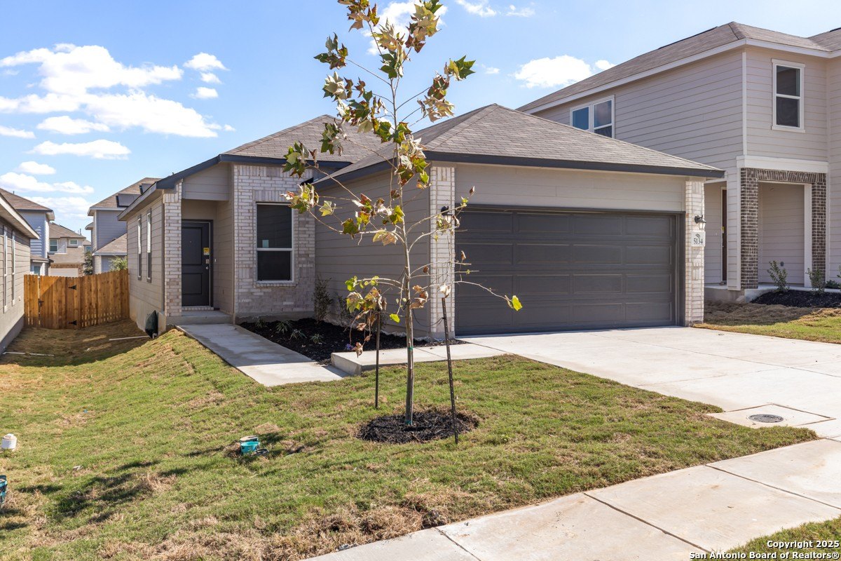 5134 SCHAEFFER RDG, Converse, TX 78109, 3 Habitaciones Habitaciones , ,2 BañosBaños,Residential,En Venta,5134 SCHAEFFER RDG,0,1884087