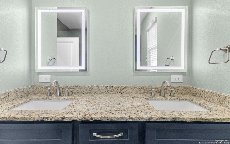 967 County Road 355, Hondo, TX 78861, 3 Bedrooms Bedrooms, ,2 BathroomsBathrooms,Residential,For Sale,967 County Road 355,0,1885959