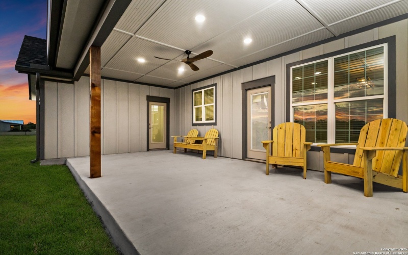 967 County Road 355, Hondo, TX 78861, 3 Bedrooms Bedrooms, ,2 BathroomsBathrooms,Residential,For Sale,967 County Road 355,0,1885959