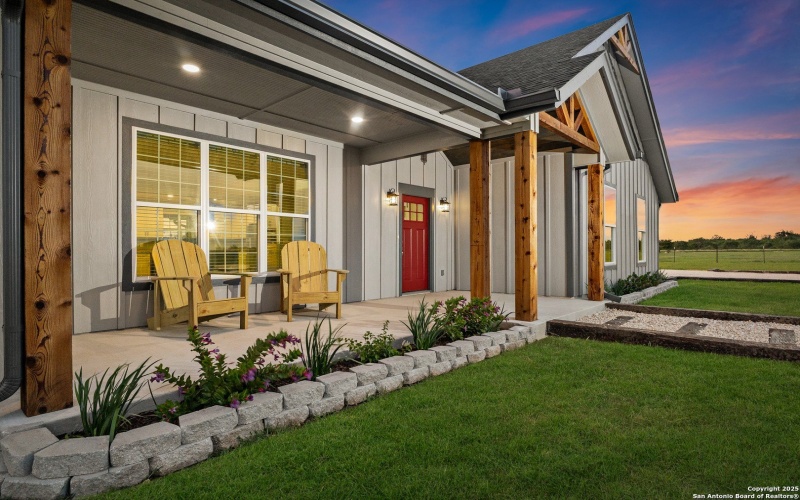 967 County Road 355, Hondo, TX 78861, 3 Bedrooms Bedrooms, ,2 BathroomsBathrooms,Residential,For Sale,967 County Road 355,0,1885959