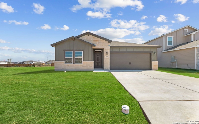 16510 Red Pine, Elmendorf, TX 78112, 4 Habitaciones Habitaciones , ,2 BañosBaños,Residential,En Venta,16510 Red Pine,0,1886531