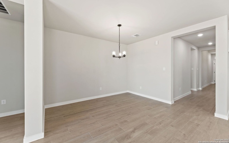 16510 Red Pine, Elmendorf, TX 78112, 4 Habitaciones Habitaciones , ,2 BañosBaños,Residential,En Venta,16510 Red Pine,0,1886531