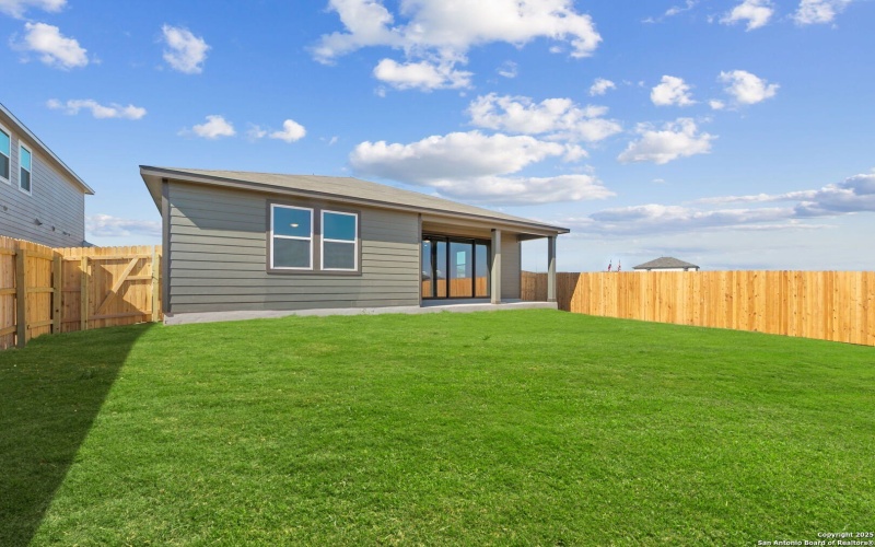 16510 Red Pine, Elmendorf, TX 78112, 4 Habitaciones Habitaciones , ,2 BañosBaños,Residential,En Venta,16510 Red Pine,0,1886531