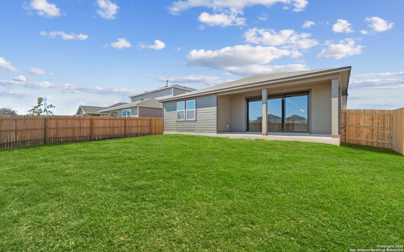 16510 Red Pine, Elmendorf, TX 78112, 4 Habitaciones Habitaciones , ,2 BañosBaños,Residential,En Venta,16510 Red Pine,0,1886531