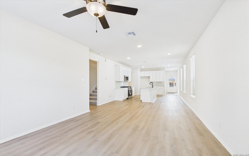 1018 W 1604 N Unit 202, San Antonio, TX 78251, 4 Bedrooms Bedrooms, ,2 BathroomsBathrooms,Residential,For Sale,1018 W 1604 N Unit 202,0,1886546