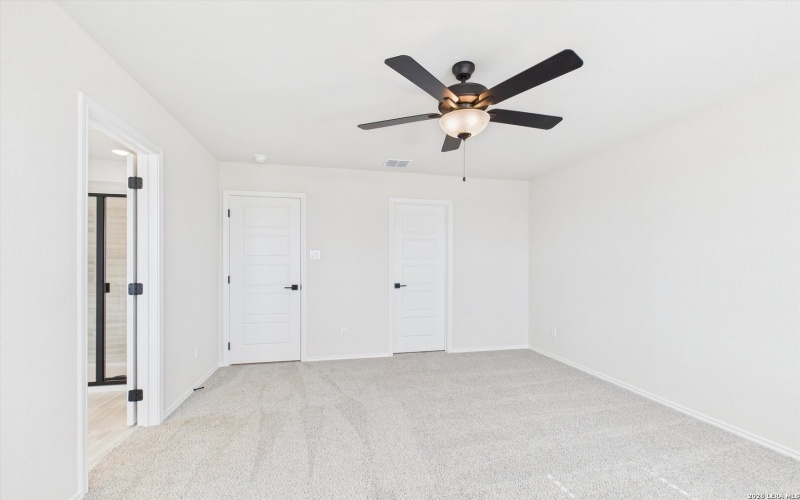 1018 W 1604 N Unit 202, San Antonio, TX 78251, 4 Bedrooms Bedrooms, ,2 BathroomsBathrooms,Residential,For Sale,1018 W 1604 N Unit 202,0,1886546