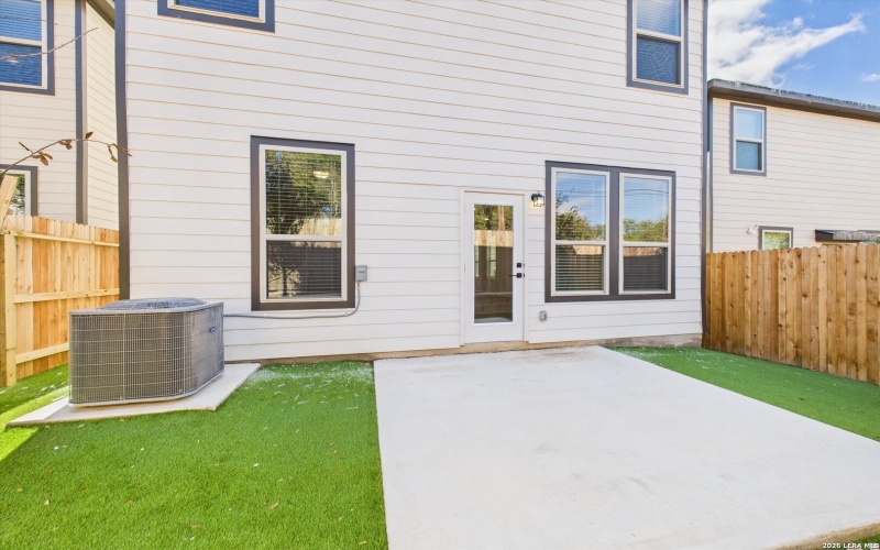 1018 W 1604 N Unit 202, San Antonio, TX 78251, 4 Bedrooms Bedrooms, ,2 BathroomsBathrooms,Residential,For Sale,1018 W 1604 N Unit 202,0,1886546