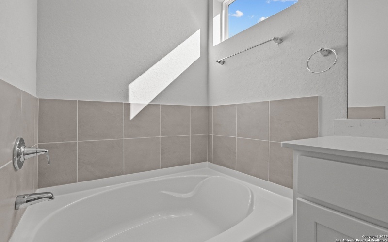 7839 COFFEE MILL, San Antonio, TX 78252, 4 Bedrooms Bedrooms, ,2 BathroomsBathrooms,Residential,For Sale,7839 COFFEE MILL,0,1890904