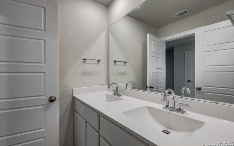 4314 Clarisse Street, New Braunfels, TX 78130, 4 Bedrooms Bedrooms, ,2 BathroomsBathrooms,Residential,For Sale,4314 Clarisse Street,0,1891103