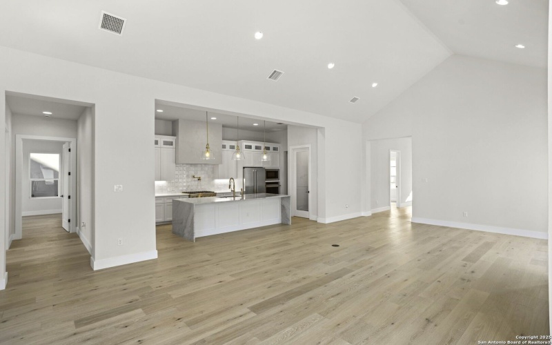 169 Westcourt, San Antonio, TX 78257, 4 Bedrooms Bedrooms, ,3 BathroomsBathrooms,Residential,For Sale,169 Westcourt,0,1891383