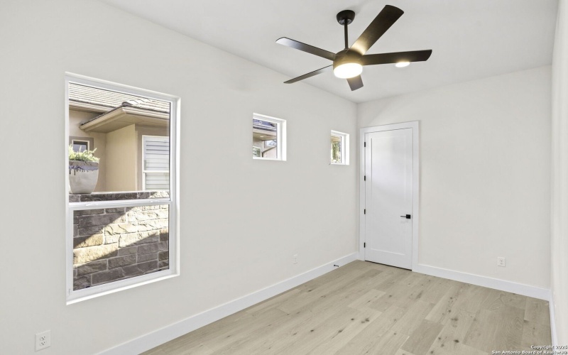 169 Westcourt, San Antonio, TX 78257, 4 Bedrooms Bedrooms, ,3 BathroomsBathrooms,Residential,For Sale,169 Westcourt,0,1891383