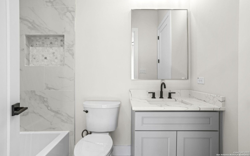 169 Westcourt, San Antonio, TX 78257, 4 Bedrooms Bedrooms, ,3 BathroomsBathrooms,Residential,For Sale,169 Westcourt,0,1891383