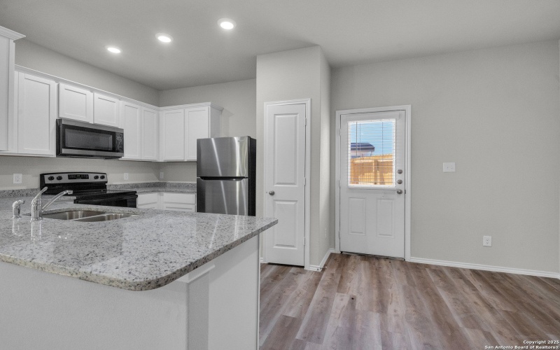 8911 N Fm 1560 305-306, San Antonio, TX 78254, ,Residential Multi Family,For Sale,8911 N Fm 1560 305-306,0,1887211