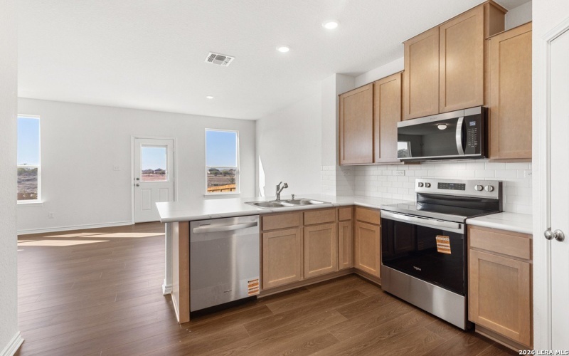 9556 GRIFFITH RUN, Converse, TX 78109, 3 Habitaciones Habitaciones , ,2 BañosBaños,Residential,En Venta,9556 GRIFFITH RUN,0,1887737