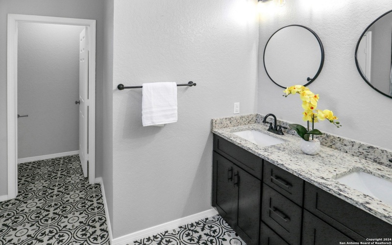 1416 Skyline Hills, Canyon Lake, TX 78133, 3 Bedrooms Bedrooms, ,2 BathroomsBathrooms,Residential,For Sale,1416 Skyline Hills,0,1887771