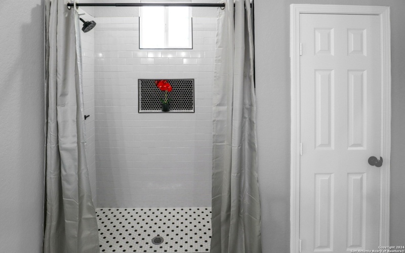 1416 Skyline Hills, Canyon Lake, TX 78133, 3 Bedrooms Bedrooms, ,2 BathroomsBathrooms,Residential,For Sale,1416 Skyline Hills,0,1887771