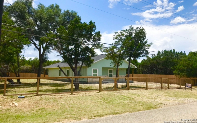 1416 Skyline Hills, Canyon Lake, TX 78133, 3 Bedrooms Bedrooms, ,2 BathroomsBathrooms,Residential,For Sale,1416 Skyline Hills,0,1887771