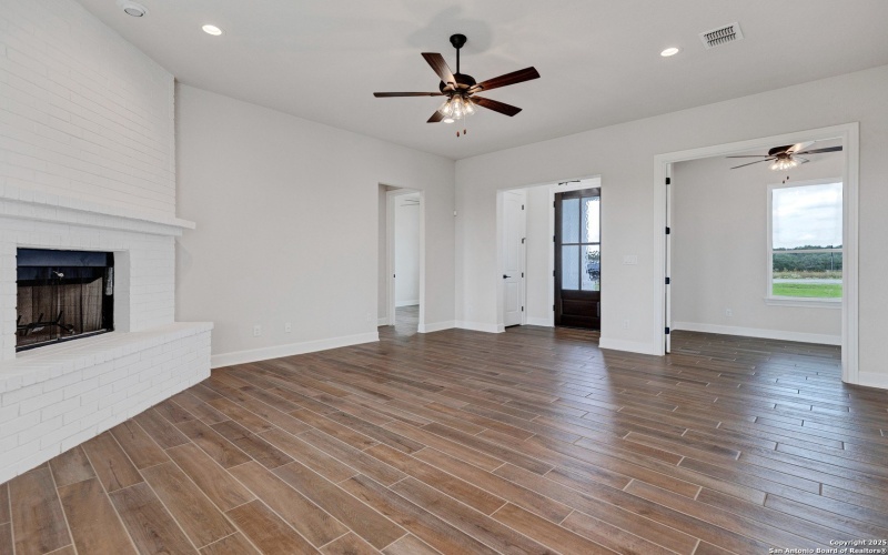 181 Pine Valley Dr, La Vernia, TX 78121, 3 Bedrooms Bedrooms, ,2 BathroomsBathrooms,Residential,For Sale,181 Pine Valley Dr,0,1893267