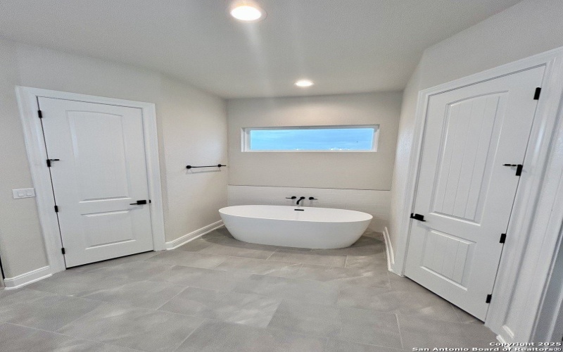 181 Pine Valley Dr, La Vernia, TX 78121, 3 Bedrooms Bedrooms, ,2 BathroomsBathrooms,Residential,For Sale,181 Pine Valley Dr,0,1893267