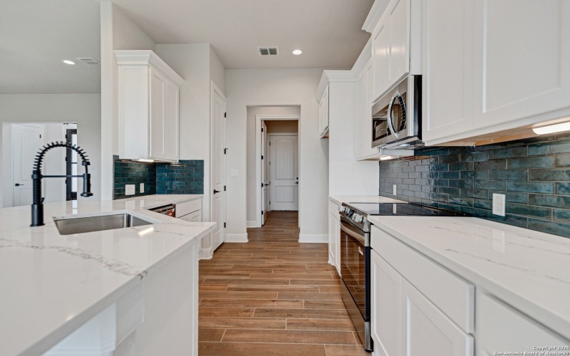 181 Pine Valley Dr, La Vernia, TX 78121, 3 Bedrooms Bedrooms, ,2 BathroomsBathrooms,Residential,For Sale,181 Pine Valley Dr,0,1893267