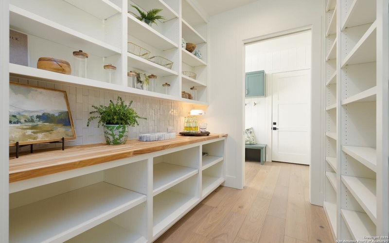 204 Easy Money, Boerne, TX 78006, 4 Habitaciones Habitaciones , ,5 BañosBaños,Residential,En Venta,204 Easy Money,0,1894569