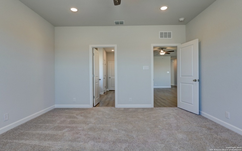 7049 Sycamore Hollow, San Antonio, TX 78252, 3 Bedrooms Bedrooms, ,2 BathroomsBathrooms,Residential,For Sale,7049 Sycamore Hollow,0,1894770