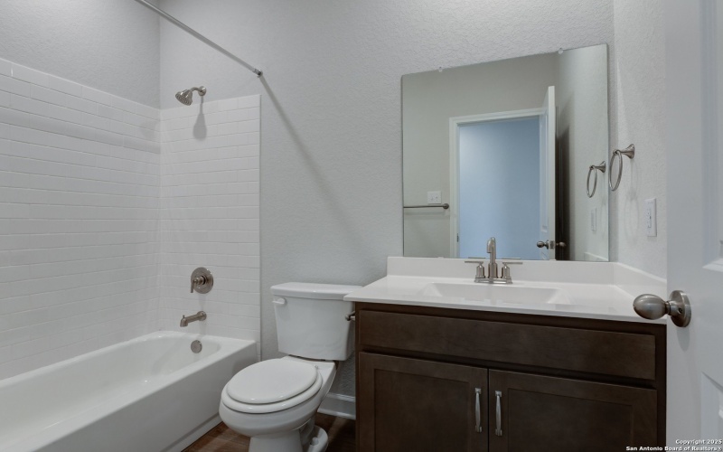 7049 Sycamore Hollow, San Antonio, TX 78252, 3 Bedrooms Bedrooms, ,2 BathroomsBathrooms,Residential,For Sale,7049 Sycamore Hollow,0,1894770