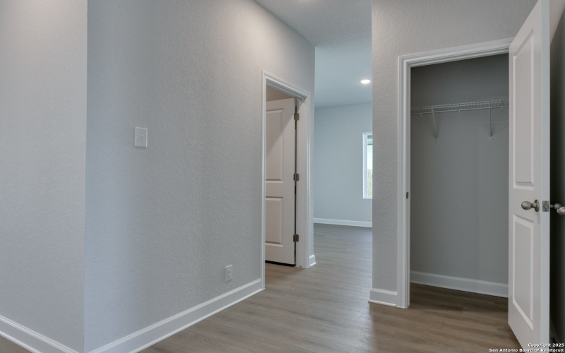 7049 Sycamore Hollow, San Antonio, TX 78252, 3 Bedrooms Bedrooms, ,2 BathroomsBathrooms,Residential,For Sale,7049 Sycamore Hollow,0,1894770