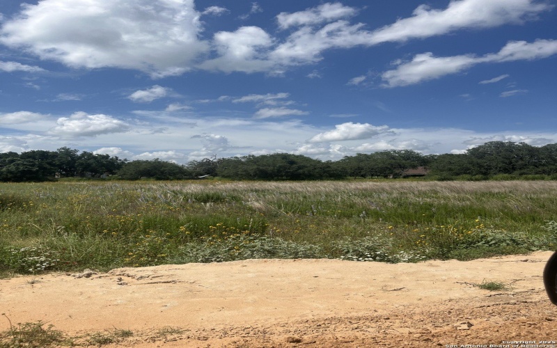 Fm 476 lot: 14 10392, Poteet, TX 78065, 3 Habitaciones Habitaciones , ,2 BañosBaños,Residential,En Venta,Fm 476 lot: 14 10392,0,1895094