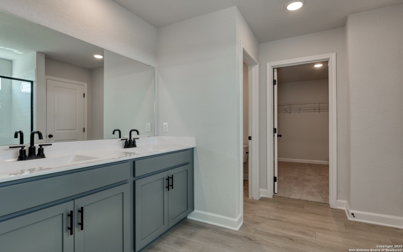 142 Beveridge, Seguin, TX 78155, 5 Bedrooms Bedrooms, ,3 BathroomsBathrooms,Residential,For Sale,142 Beveridge,0,1896634