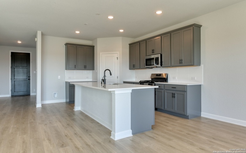 142 Beveridge, Seguin, TX 78155, 5 Bedrooms Bedrooms, ,3 BathroomsBathrooms,Residential,For Sale,142 Beveridge,0,1896634