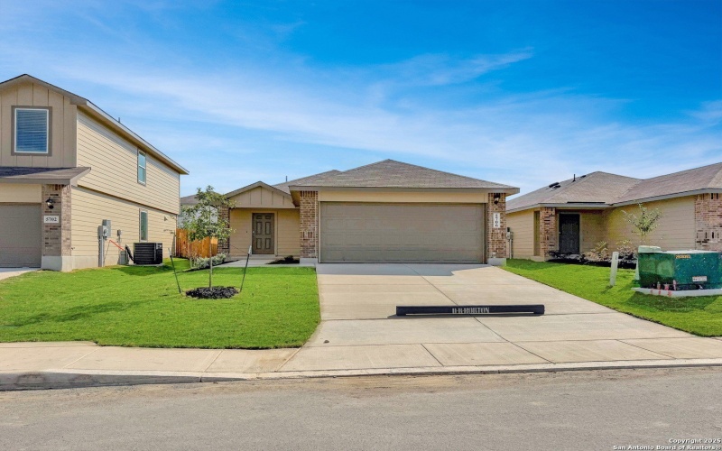 5706 Bailey Downs, San Antonio, TX 78245, 3 Bedrooms Bedrooms, ,2 BathroomsBathrooms,Residential,For Sale,5706 Bailey Downs,0,1895929