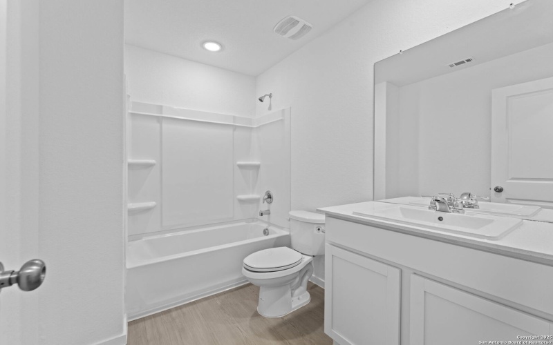 104 Autumn Trail, Floresville, TX 78114, 4 Habitaciones Habitaciones , ,2 BañosBaños,Residential,En Venta,104 Autumn Trail,0,1896032