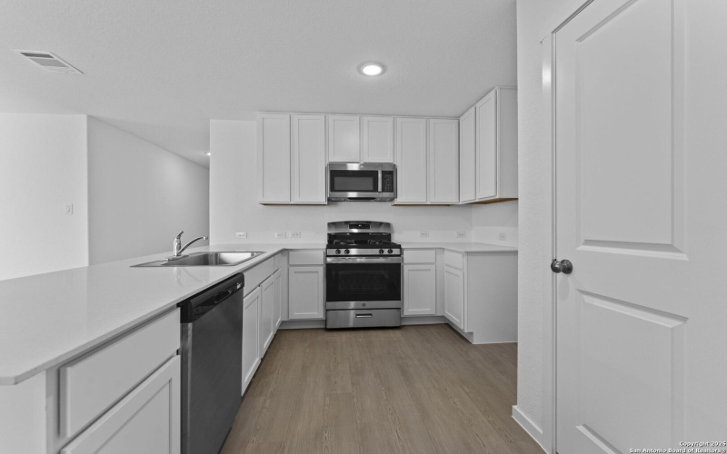 104 Autumn Trail, Floresville, TX 78114, 4 Habitaciones Habitaciones , ,2 BañosBaños,Residential,En Venta,104 Autumn Trail,0,1896032