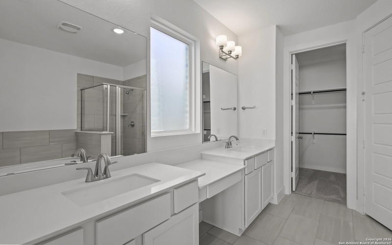 325 Hulda Trail, New Braunfels, TX 78130, 5 Habitaciones Habitaciones , ,3 BañosBaños,Residential,En Venta,325 Hulda Trail,0,1896739