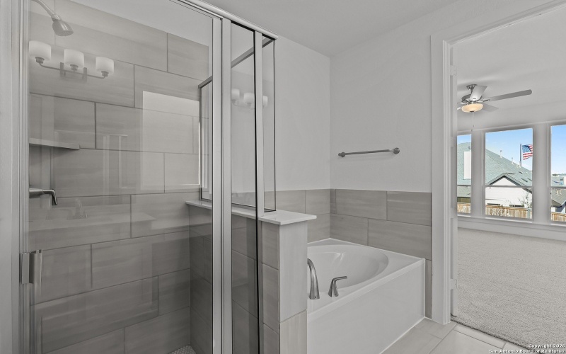 325 Hulda Trail, New Braunfels, TX 78130, 5 Habitaciones Habitaciones , ,3 BañosBaños,Residential,En Venta,325 Hulda Trail,0,1896739