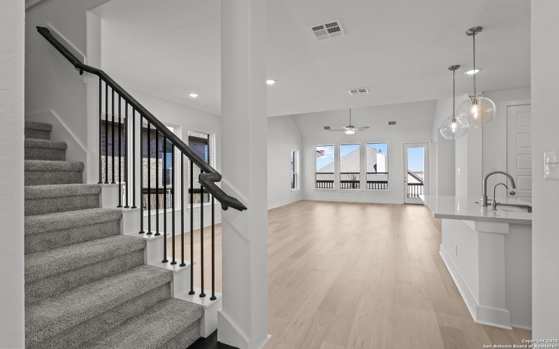 325 Hulda Trail, New Braunfels, TX 78130, 5 Habitaciones Habitaciones , ,3 BañosBaños,Residential,En Venta,325 Hulda Trail,0,1896739