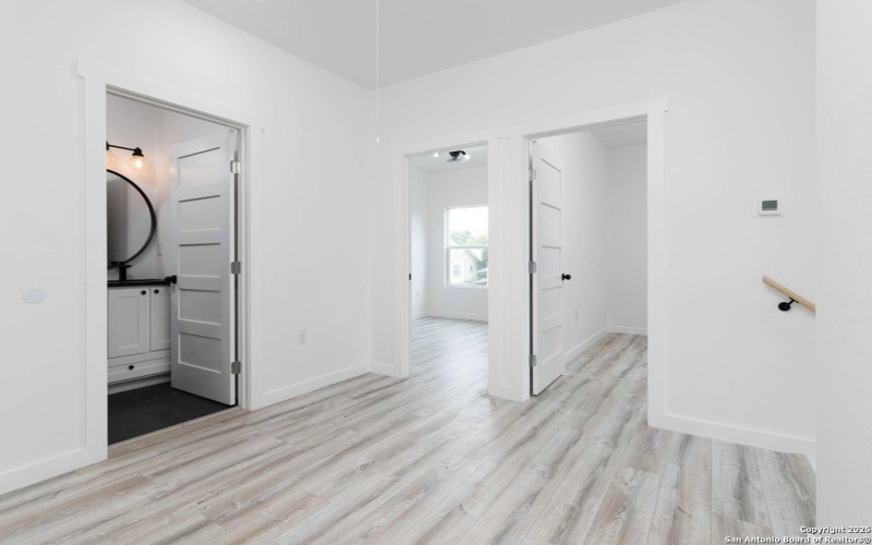 1339 Schley Avenue, San Antonio, TX 78210, 3 Habitaciones Habitaciones , ,2 BañosBaños,Residential,En Venta,1339 Schley Avenue,0,1896894