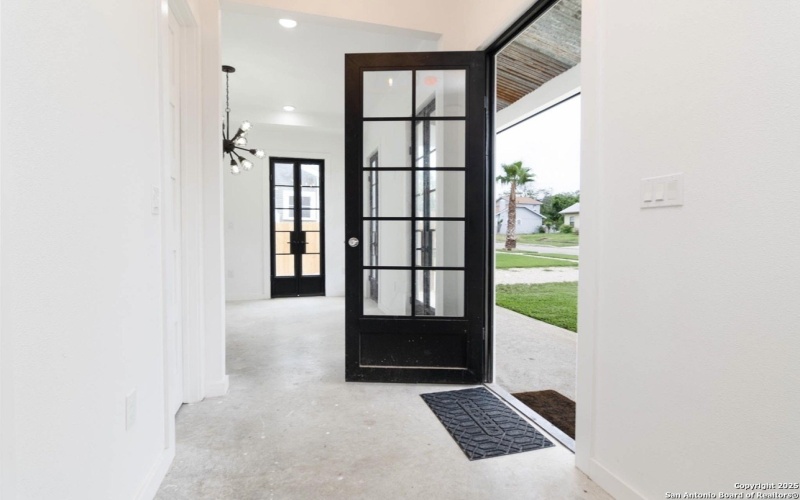 1339 Schley Avenue, San Antonio, TX 78210, 3 Habitaciones Habitaciones , ,2 BañosBaños,Residential,En Venta,1339 Schley Avenue,0,1896894