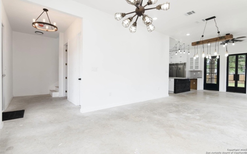 1339 Schley Avenue, San Antonio, TX 78210, 3 Habitaciones Habitaciones , ,2 BañosBaños,Residential,En Venta,1339 Schley Avenue,0,1896894