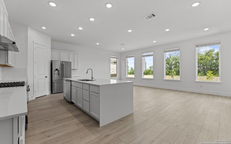 5524 Paschal Park, New Braunfels, TX 78132, 4 Habitaciones Habitaciones , ,3 BañosBaños,Residential,En Venta,5524 Paschal Park,0,1896918