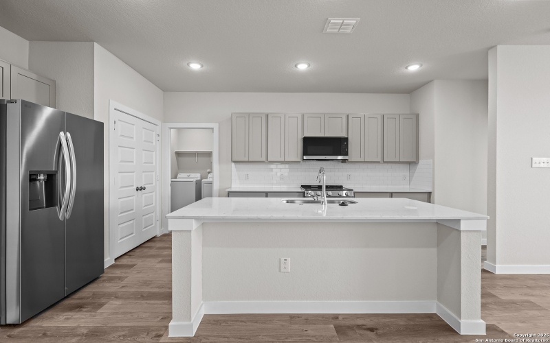 2518 RAMBO DRIVE, San Antonio, TX 78224, 4 Habitaciones Habitaciones , ,2 BañosBaños,Residential,En Venta,2518 RAMBO DRIVE,0,1897048