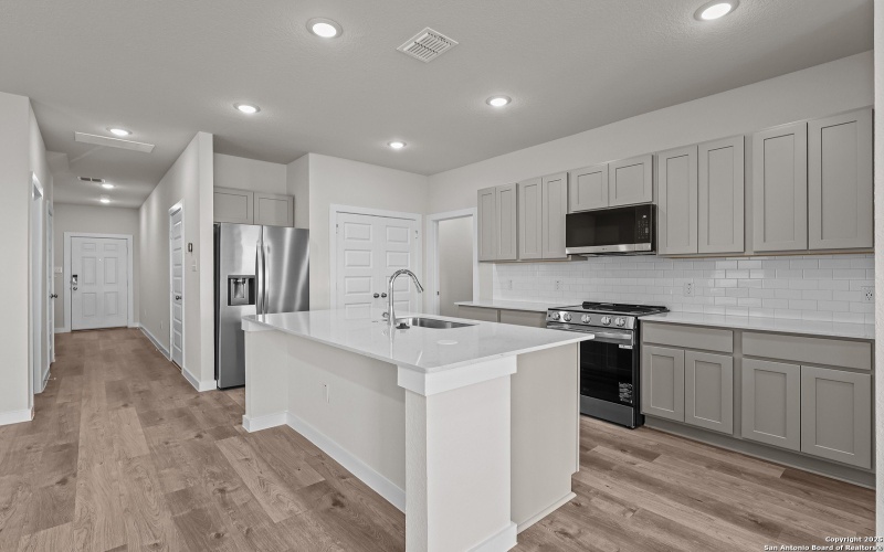 2518 RAMBO DRIVE, San Antonio, TX 78224, 4 Habitaciones Habitaciones , ,2 BañosBaños,Residential,En Venta,2518 RAMBO DRIVE,0,1897048